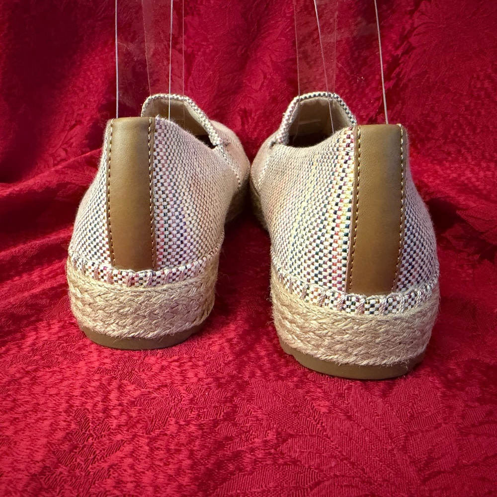 Dr. Scholl's Pastel Rainbow Woven Espadrille Slip-Ons Reposhing these cute shoes - Picture 8 of 9